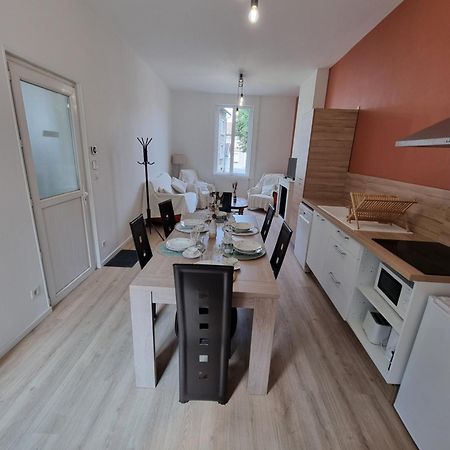 L Essentiel Gite Pour 6 Personnes Sireuil  Экстерьер фото